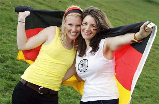 <a style='color:#268bd1;cursor:pointer;' href='/'><a style='color:#268bd1;cursor:pointer;' href='/'>移民德國</a></a>,<a style='color:#268bd1;cursor:pointer;' href='/tzym.html'>特批投資</a>的八大優(yōu)勢你知道嗎? 移民德國,特批投資的八大優(yōu)勢你知道嗎?