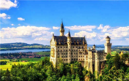 <a style='color:#268bd1;cursor:pointer;' href='/munihei.html'>德國慕尼黑</a>亥姆霍茲中心經濟出現問題 德國慕尼黑亥姆霍茲中心經濟出現問題