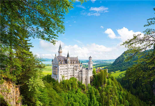 移民居住，您將有更多的時間陪伴家人