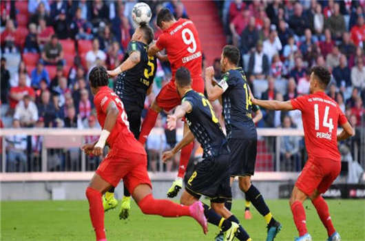 北愛爾蘭0-2德國(guó)，德國(guó)足球取得重大突破