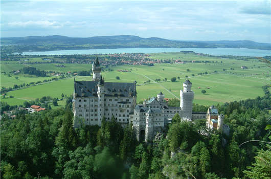 歐盟藍卡申請條件與風險警示！